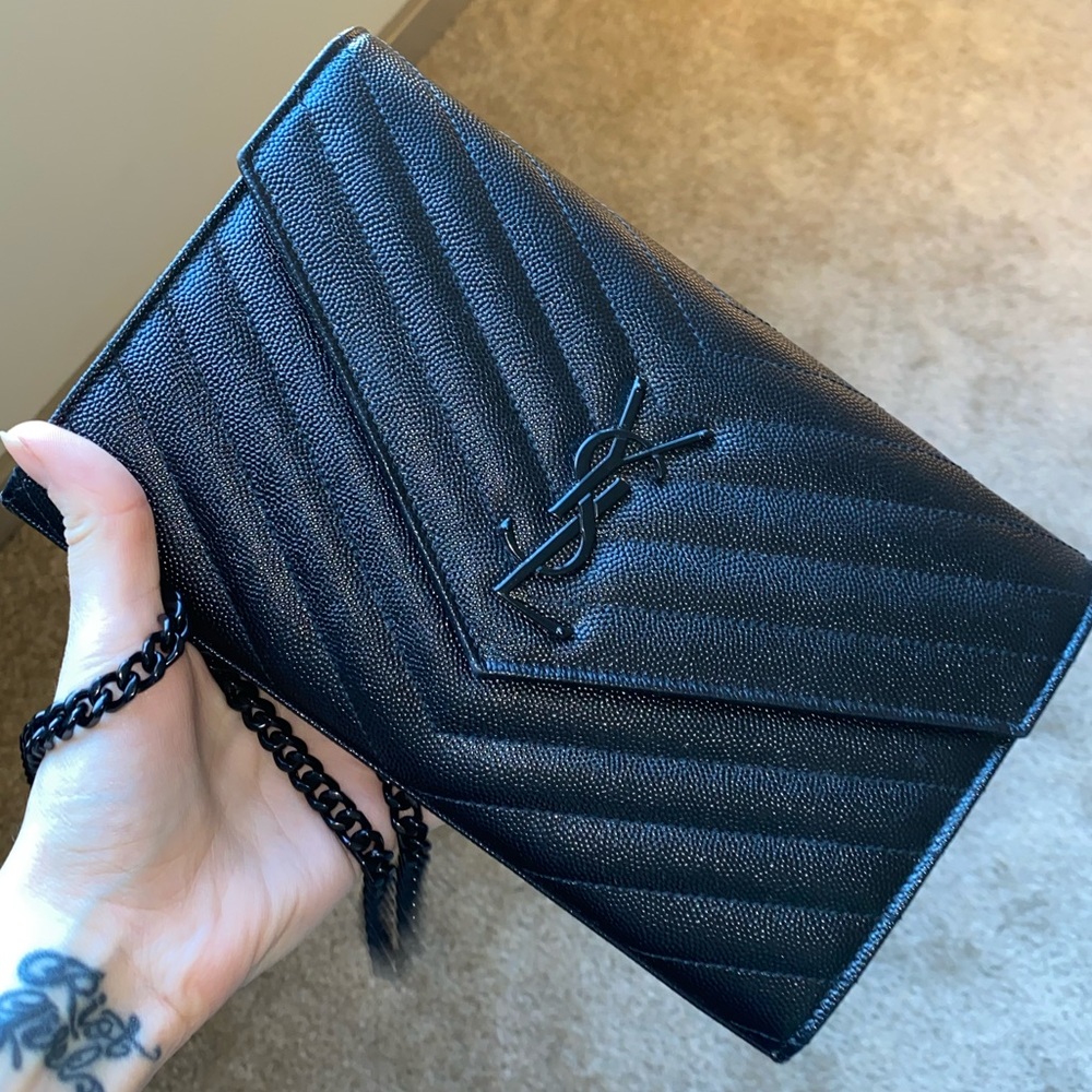 YSL clutch 🤍